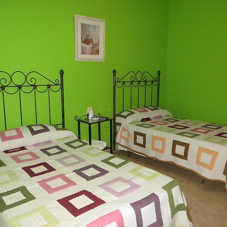 Hostal Restaurante Reina El Tejar 外观 照片