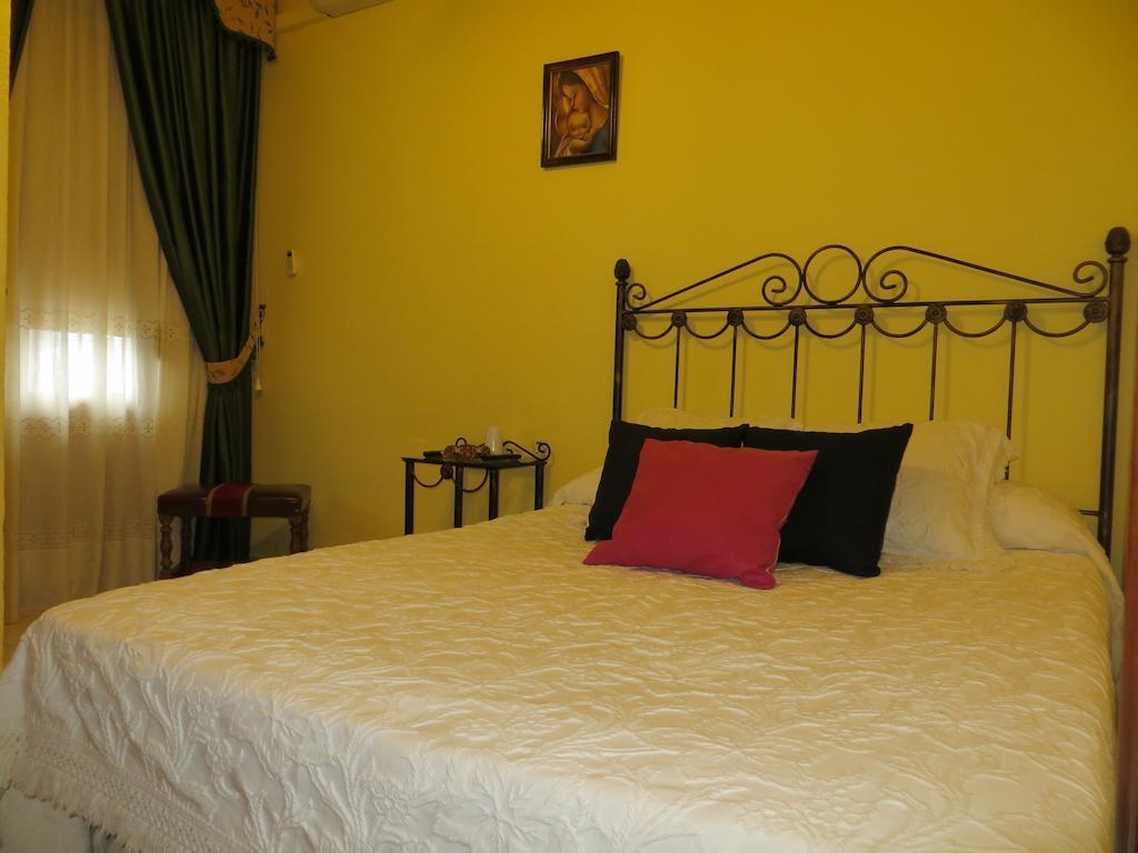 Hostal Restaurante Reina El Tejar 外观 照片