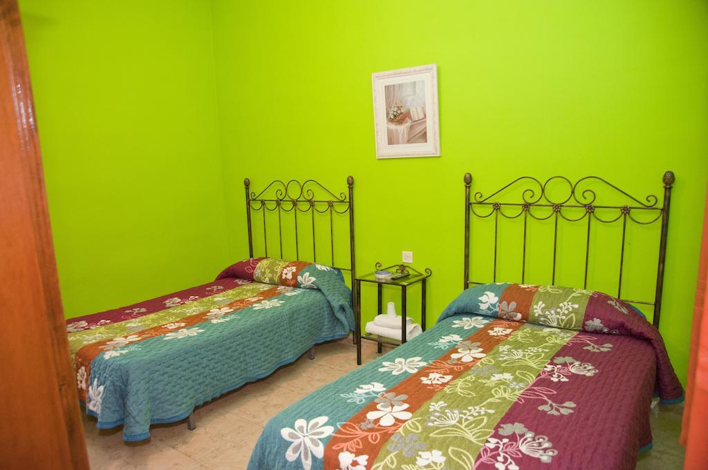 Hostal Restaurante Reina El Tejar 外观 照片